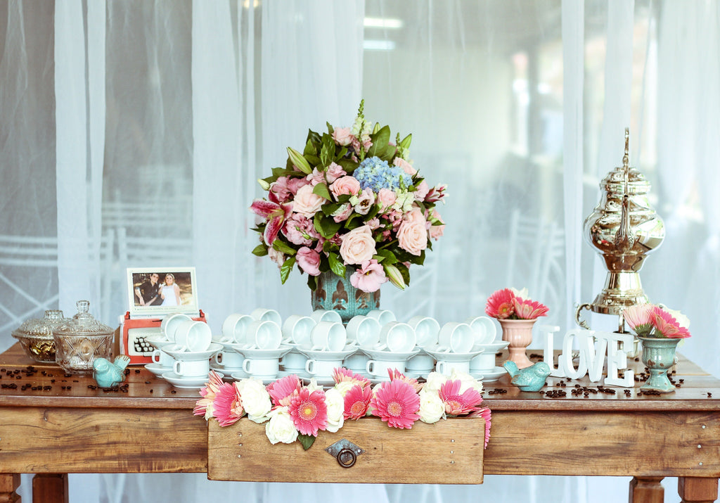 DIY Wedding Reception: 7 Ideas To Stay On Budget